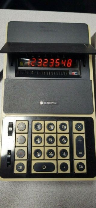 Vintage Sanyo Icc - 0081 Ultra Rare Electronic " Mini " Electronic Calculator Japan