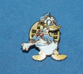 Rare Vintage Disney Donald Duck Pin 3/4 "