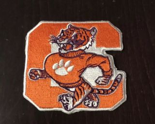 CLEMSON U - Clemson Tigers RARE Vintage Embroidered Iron On Patch (NCAA) 3 