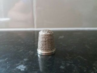 Henry Griffiths & Sons Ltd Hallmarked Silver Chester 1907 Thimble