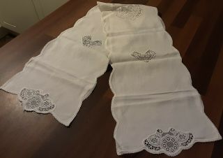 Vintage White Cotton And Lace Table Runner - 43 X 9 "