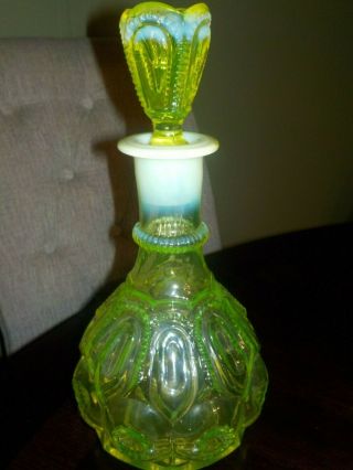 Moon And Star Yellow Opalescent Decanter And Stopper (rare).