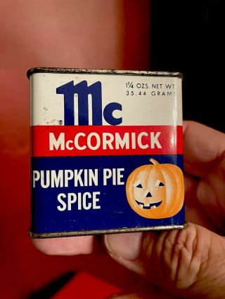 Rare Vintage Mccormick Pumpkin Pie Spice Jack O Lantern Tin.  Great 1940’s - 50’s