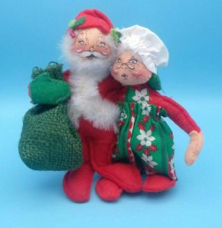 Annalee Doll 5 " Mr Mrs Santa Claus Toy Bag/gifts Christmas Decoration 1980/1981