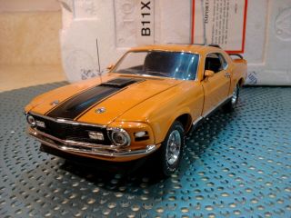 Franklin 1970 Mustang Mach 1.  1:24.  No Box.  Rare Car.  Perfect Pony