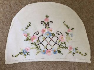 Gorgeous Vintage Linen Hand Embroidered Tea Cosy Cover Lovely Flowers