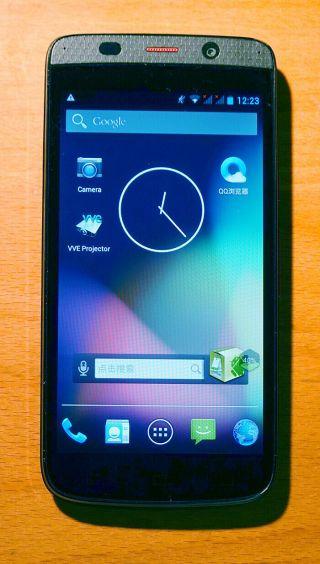 Rare Vve We8 Quad - Core Android Gsm Wcdma Projector Smart Phone Dual Sim