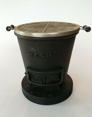 Vintage Cast Iron Hibachi Mini Tabletop Grill Wood Base Japan Rare Hachi Konro