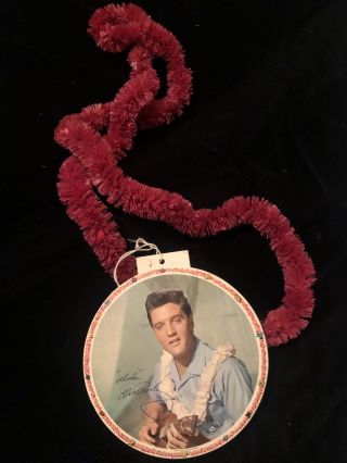 Elvis Presley Blue Hawaii Promotional Rca Medallion And Lei 1961 Rare