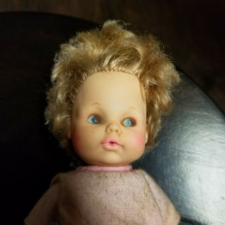 VINtage EEGEE Baby Doll Drink - n - Wet 6” Rooted Hair In Outfit 2