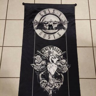 Rare Vintage 1991 Guns N Roses B&w Door Banner Wall Tapestry W/ Scroll Rod 64x23