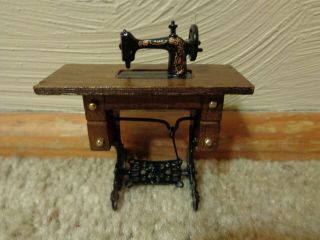 Dollhouse Furniture - Treadle Sewing Machine - 1980 