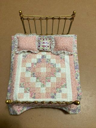 Vintage Dollhouse Bed With Quilt And Pillows