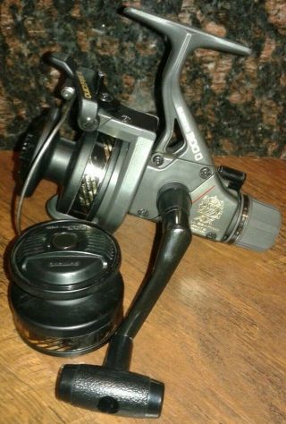 Vintage Shimano 300q Graphite Spinning Reel With Extra Spool - Rear Drag