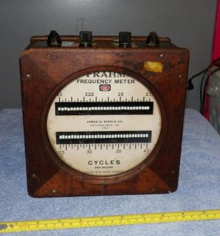 Rare Frahm Duel Frequency Cycles Meter In Wood Case