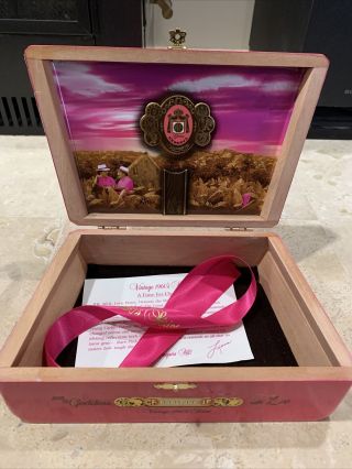 Arturo Fuente Rare Pink Vintage 1960’s Series Empty Cigar Box