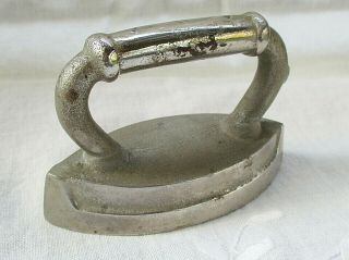 Antique Miniature Sad Iron 3.  5 " Cast Iron Salesman Sample Flat Iron