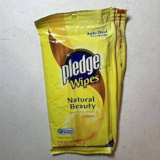 Pledge Natural Beauty Wipes Lemon Furniture Polish Anti - Dust 1 Pack 18 Wipes