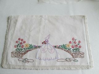 Vintage Linen Hand Embroidered,  Lace Trimmed Nightdress Case 15x10 Inches