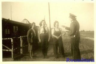 RARE Female Luftwaffe Helferin Blitzmädel Girls Being Addressed in Field 2