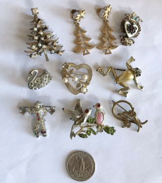 ANTIQUE Vintage FIGURAL Jewelry For REPAIR CRAFT some Signed MYLU Christmas Tree 2
