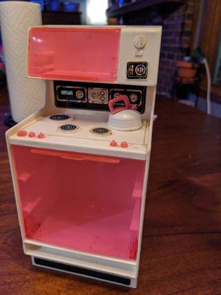 Vintage 1978 Barbie Dream House Kitchen Stove/oven Microwave With Accessories