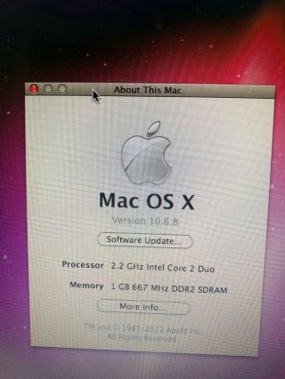 Rare Apple Black MacBook A1181 2.  2 GHz 13.  3 