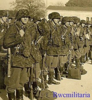 Rare German Elite Waffen Combat Truppe In Camo Smocks Lined Up; 1942