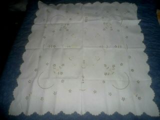 A Very Pretty Cream Linen Cut Work Embroidered Madeira Tablecloth 42 " Square