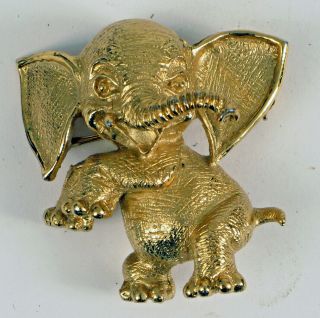 Vintage Crown Trifari Elephant Brooch Pin Gold Tone Fun Rare