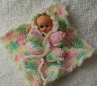 Vintage Small Plastic Thumb Sucking Baby Doll Crocheted In Small Baby Blanket