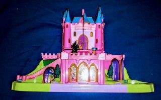 Disney Magic Kingdom Polly Pocket Playset W/ 2 Figures - Missing Parts.