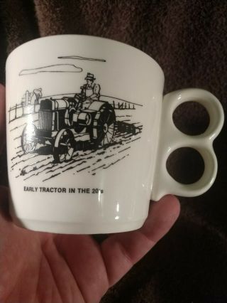 Vintage Bear Hybrids Seed Corn Farm Feed 1975 Coffee Cup Mug Antique Tractor