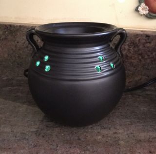 Extremely Rare Yankee Candle Witches Cauldron Electric Wax Tart Warmer Retired