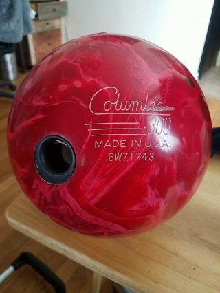 15 Columbia 300 Red Pulse bowling ball rare 2