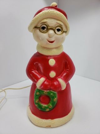 Rare - 1950’s Vintage 14 " Mrs Claus W/ Wreath Union Lighted Blow Mold Christmas
