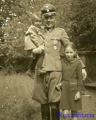 Rare Decorated German Elite Waffen Sturmscharführer Posed W/ His Kids