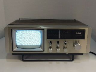 Vintage Rca Axr054w 5 " B/w Tv,  Am/fm Radio,  Ac/dc Battery Rare &