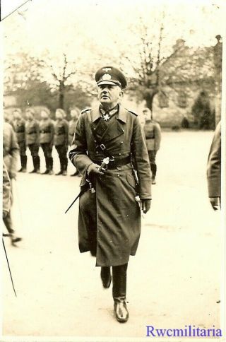 Port.  Photo: RARE Wehrmacht General w/ POUR LE MERITE Award by Lined Up Troops 2