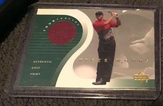 2001 Upper Deck Golf Tiger Woods Tour Threads Rookie Card Patch Red - Very Rare