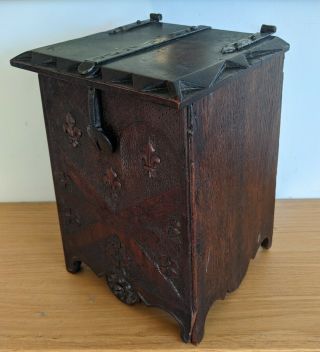 Rare 17th Century Carved Oak Salt Box With Ironwork Dated 1673 3