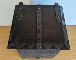 Rare 17th Century Carved Oak Salt Box With Ironwork Dated 1673 5