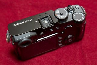 Fujifilm X - Pro2 24MP Mirrorless Digital Camera Body Only - Black,  rarely 5