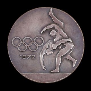 VINTAGE 1972 BULGARIAN BRASS MERIT OLYMPIC MEDAL COIN BOX MUNICH WRESTLING RARE 2