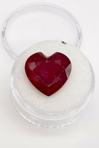 $10,  000 Natural Ruby 17ct Heart Cut Loose Gem Rare