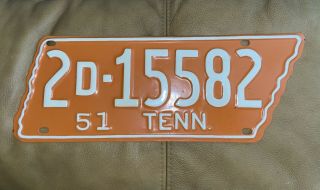 1951 Tennessee License Plate Vols 51 Tn 2d 15582 State Shaped Vg Rare Type Long