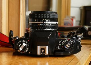Rare Black Nikon FG 35mm film SLR camera w/ Nikon 28mm F2.  8 Lens & Case & Book 3