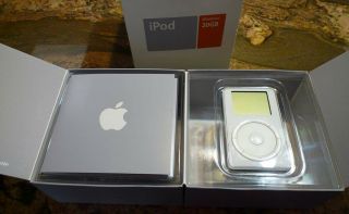 Apple Ipod Classic 2nd Gen Rare 20 Gb Model A1019) Collectible
