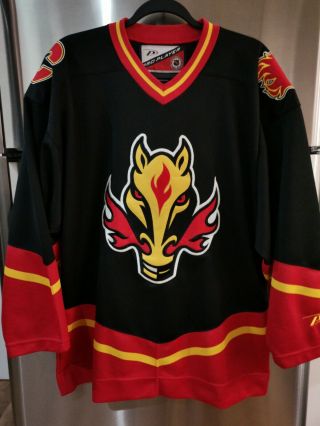 Rare Calgary Flames Horse Head Alternate Nhl Hockey Jersey Pro Player Men Medium