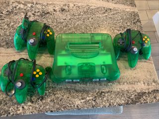 Nintendo 64 N64 Jungle Green Console W/3 Matching Rare Controllers